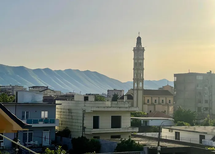 Xhou's אכסניה *